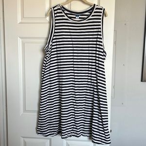 Old Navy Navy Strip Sleeveless Dress